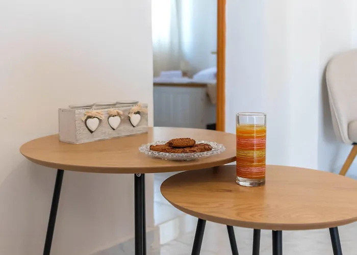 Beachside Apartment-2 أفانتو