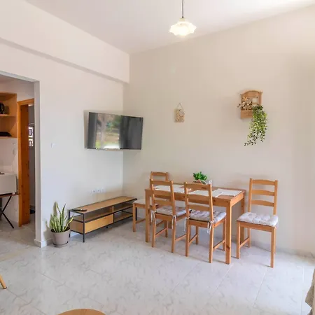 Beachside Apartment-2 Apartament Afandu