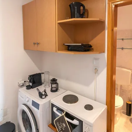 Beachside Apartment-2 公寓 阿凡投