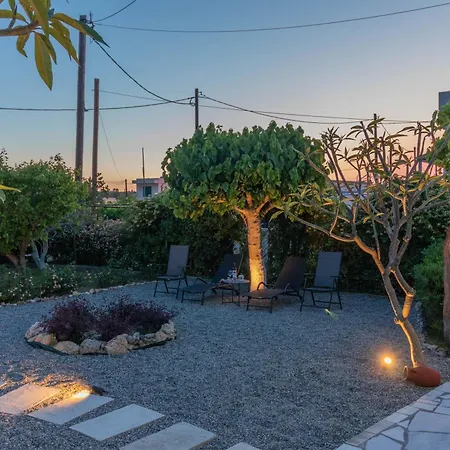 Beachside Apartment-2 * 阿凡投