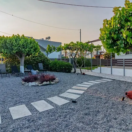 Beachside Apartment-2 *