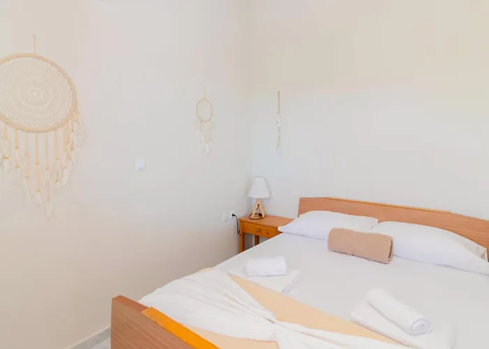 Beachside Apartment-2 * Afantou