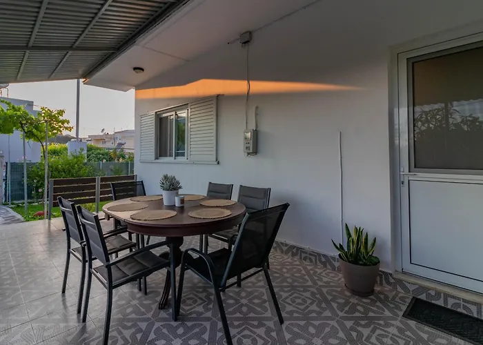 Beachside Apartment-2 * Afantou