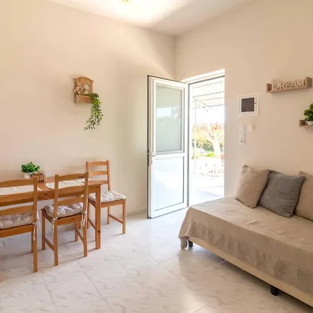 Апартаменты Beachside Apartment-2 Афанту