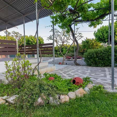 Beachside Apartment-2 * Афанту