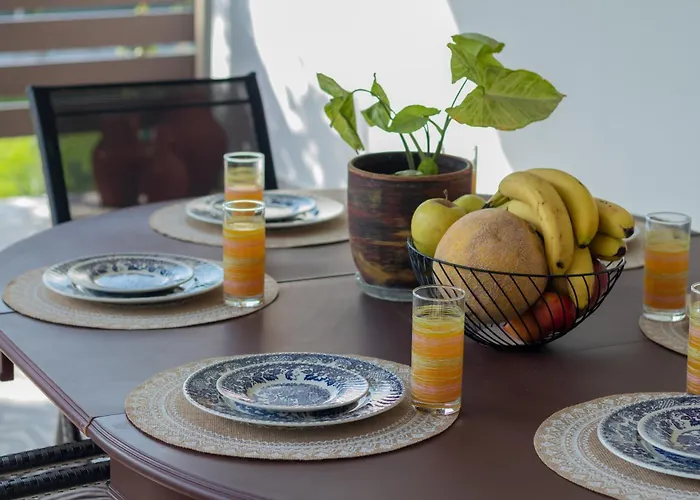 Beachside Apartment-2 *