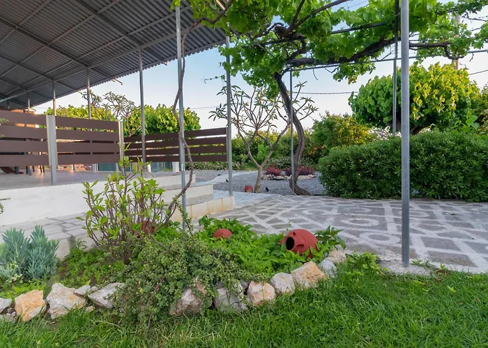 Beachside Apartment-2 * Afantou